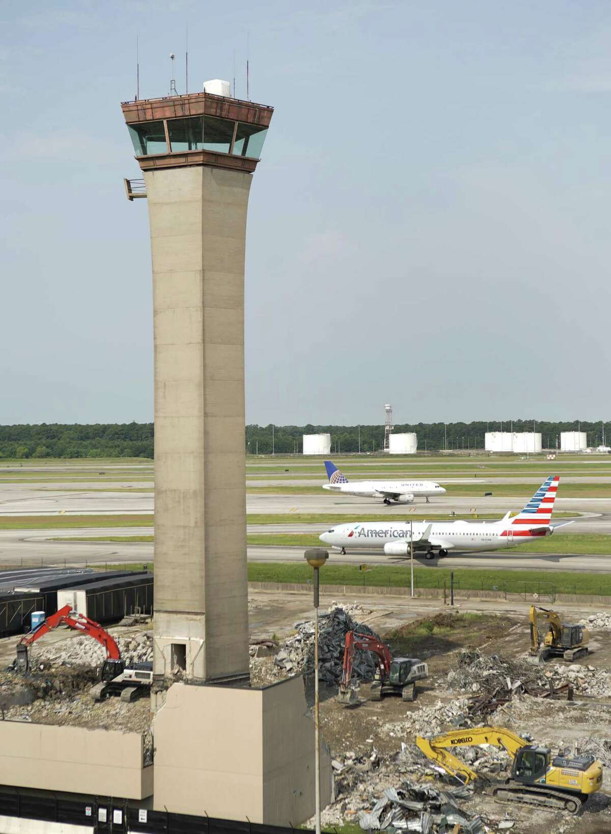 50 Years After Opening, Bush Airport Is Glue That Holds Houston Economy ...