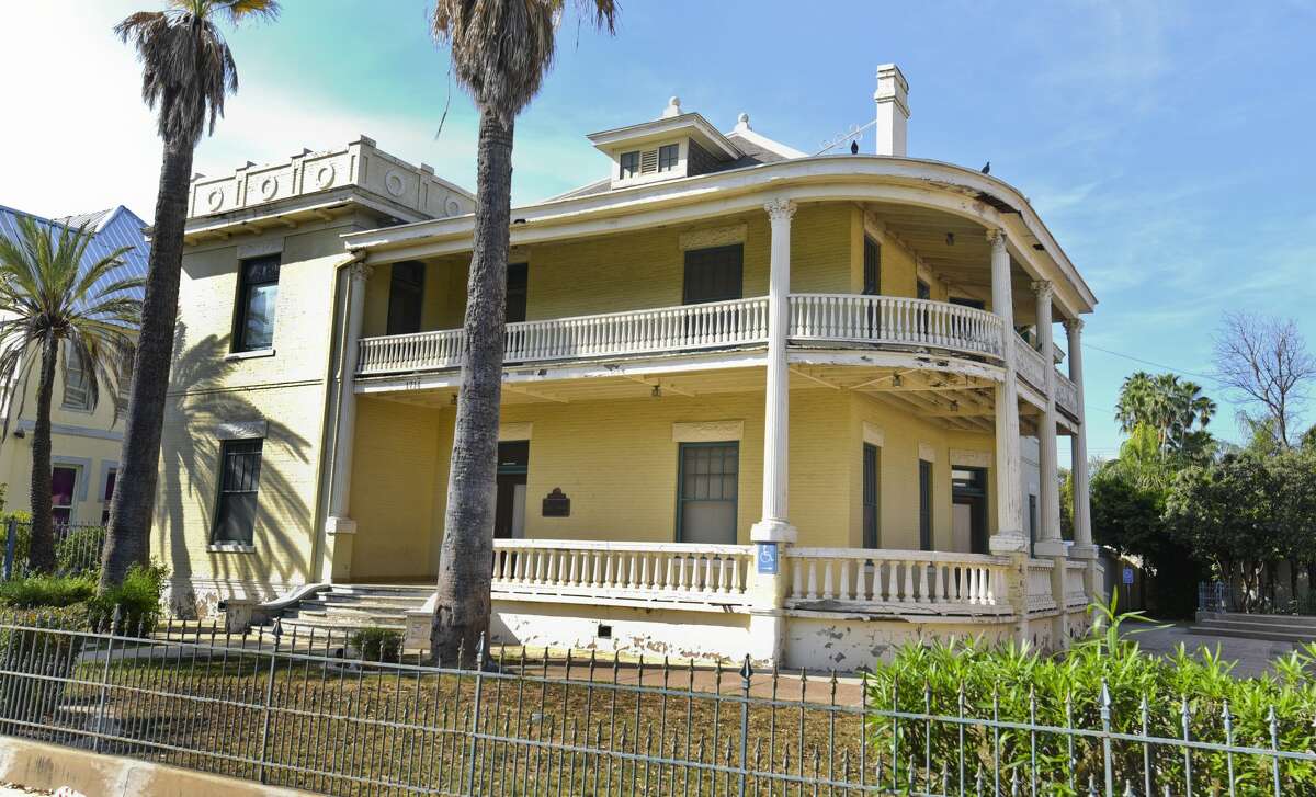 Laredo Mansion is one of Texas' newest eclectic boutique hotels