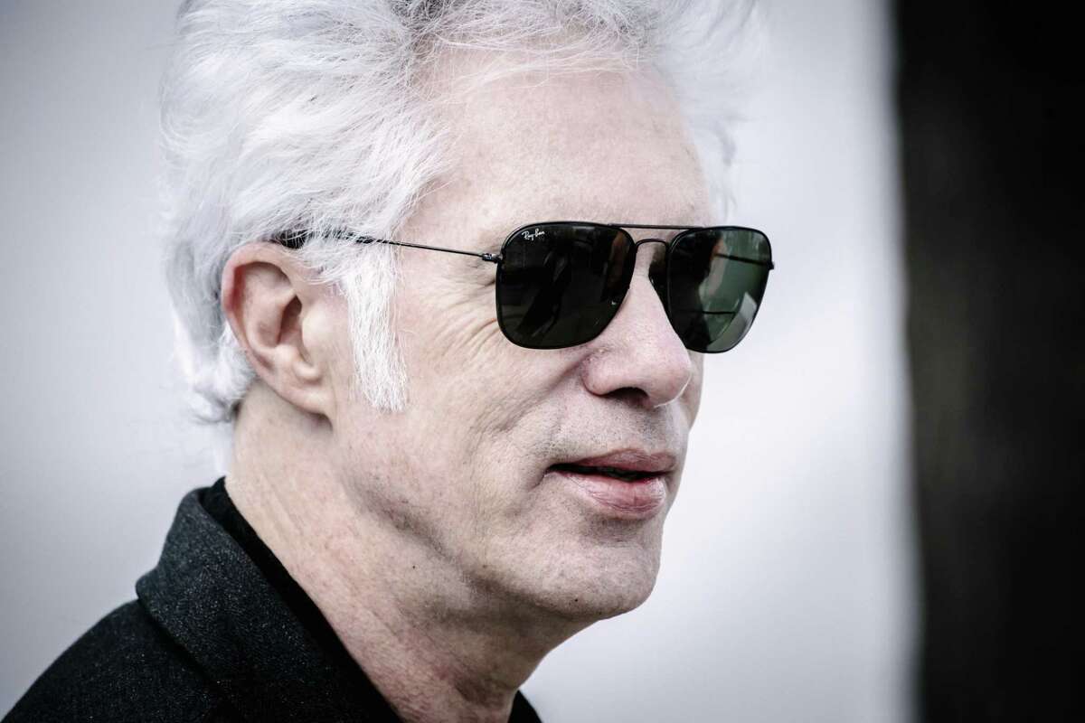 Longtime indie director Jim Jarmusch jumps onto the zombie train with ...