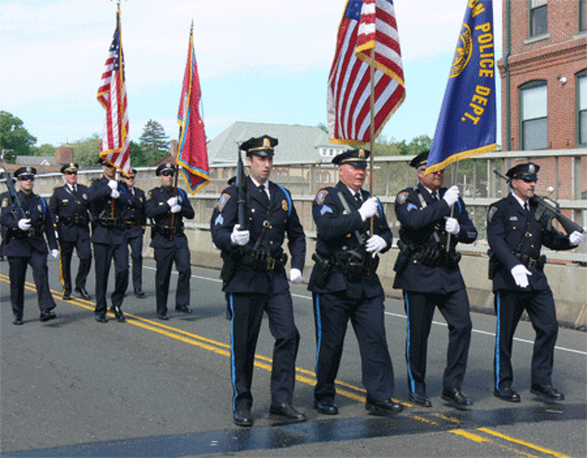 MEMORIAL DAY PHOTOS Pride and remembrance on display in Shelton parade