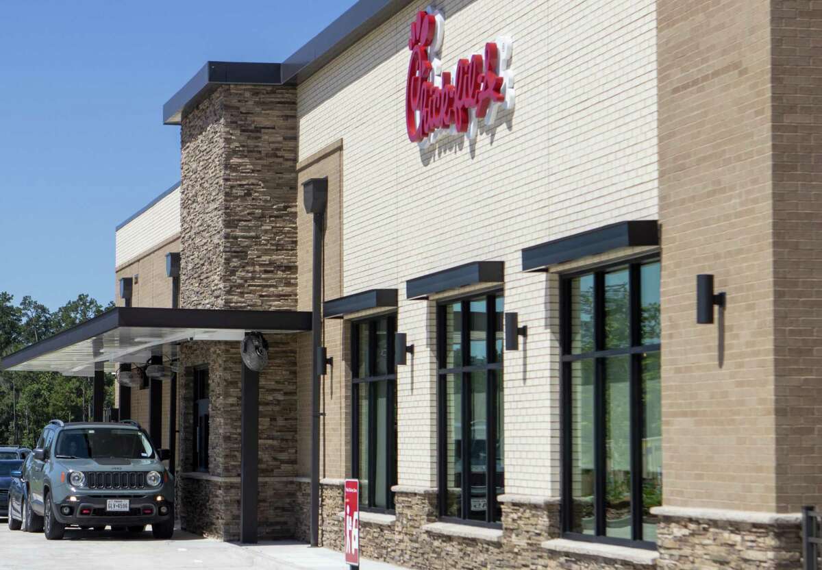 New ChickfilA opens on Conroe's South Loop