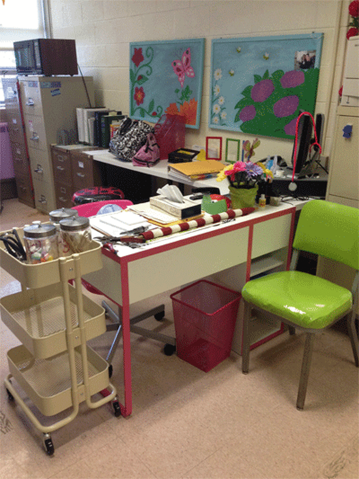 Volunteers spruce up nurse's office at Mohegan School in Shelton