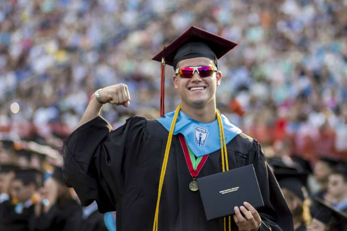 SHS graduation 79 P1