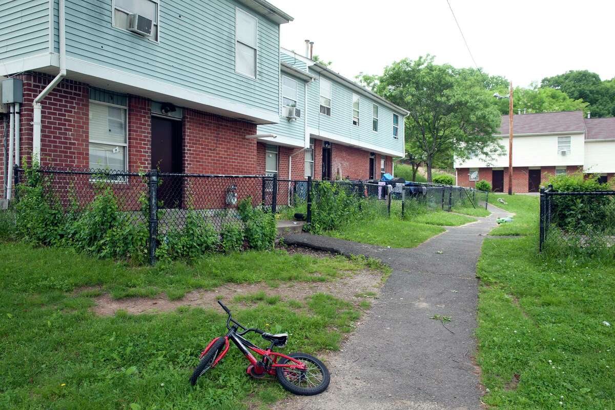 Shell casing found after shots fired in Bridgeport's Trumbull Gardens