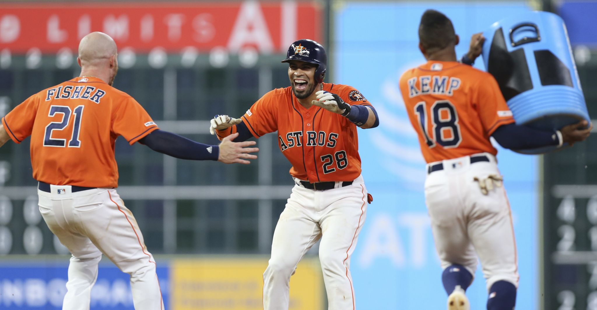 Yuli Gurriel's solo home run (1), 04/10/2023