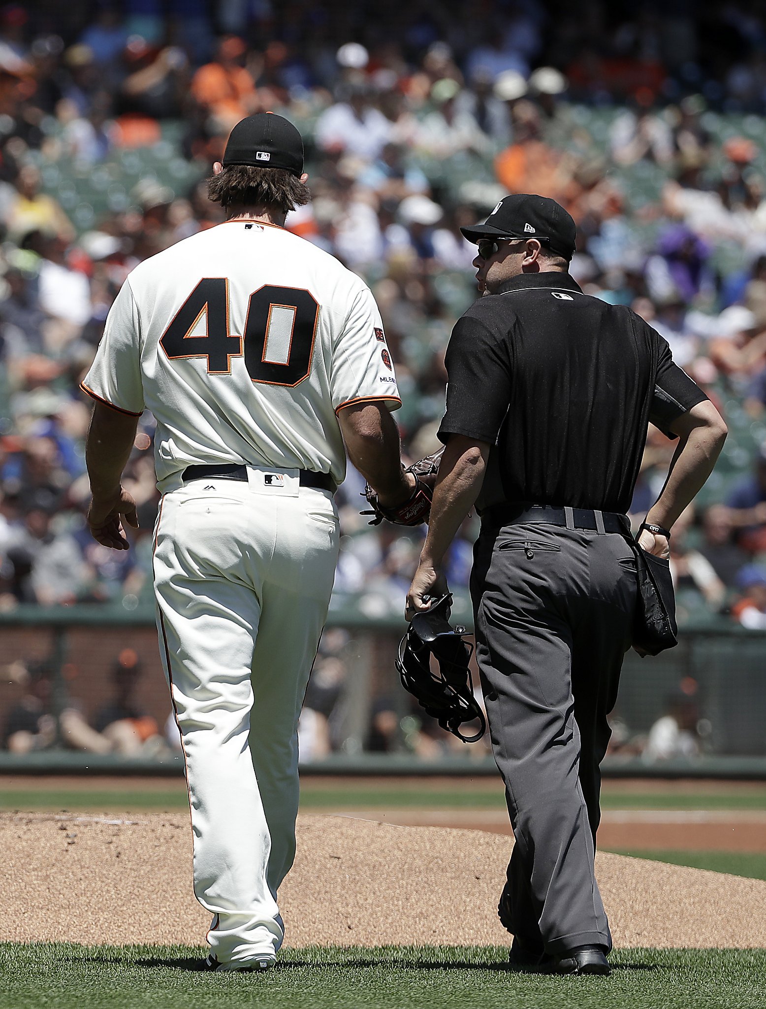 Dodgers Video: Rollins Copies Bumgarner's Confrontation