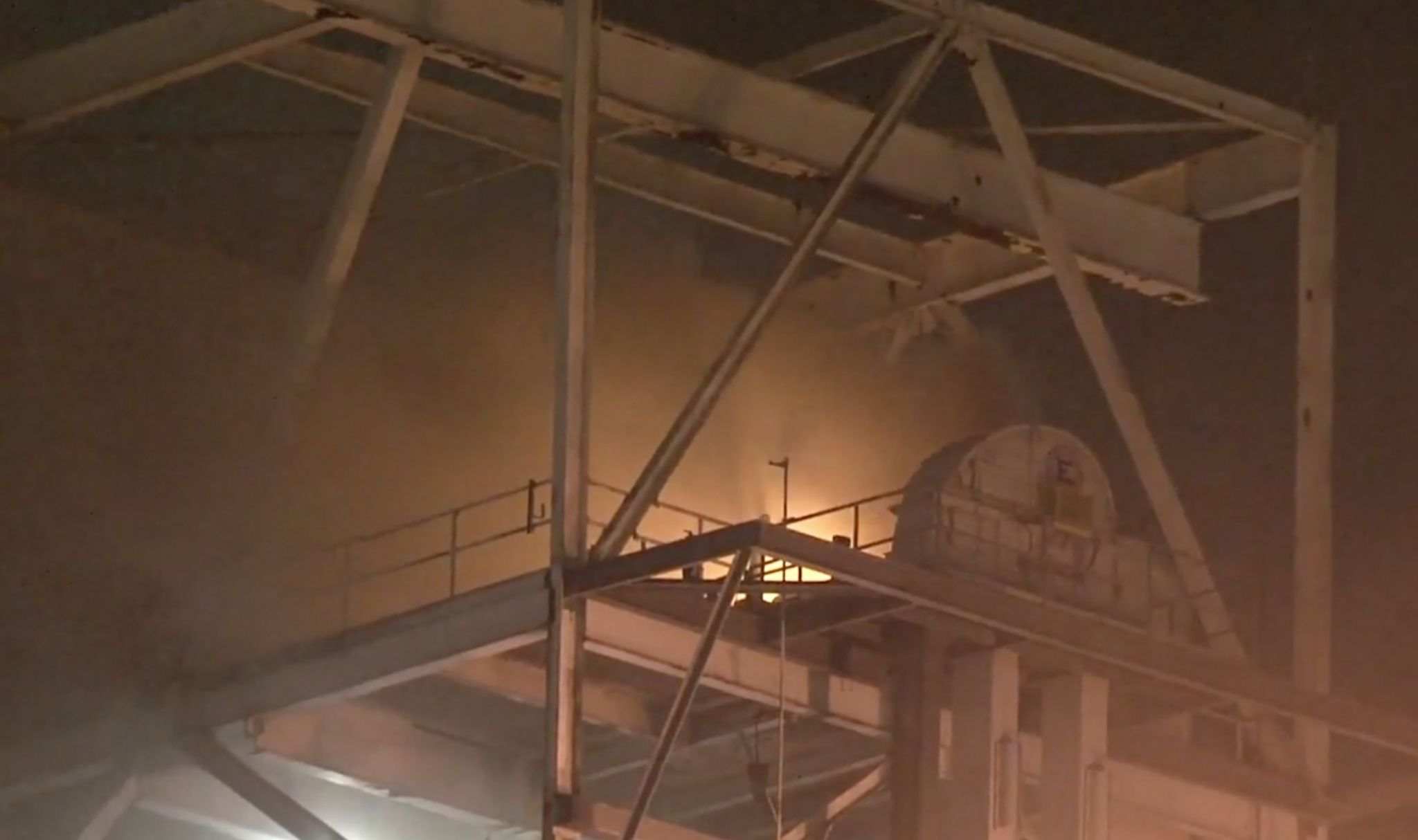 Channelview grain silo fire sends 4 firefighters to hospital, blaze