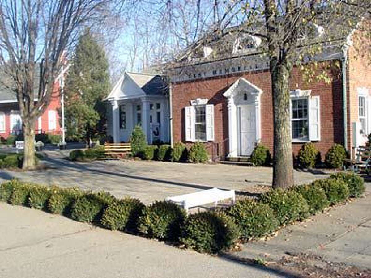 Kent Memorial Library in Kent will soon temporarily move to 19 and 23 Kent Green Boulevard for a few weeks so repairs can be made at the Main Street library.