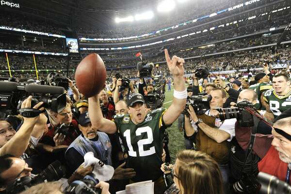 Aaron Rodgers Scores Again For Cal Donates More Than 1m To