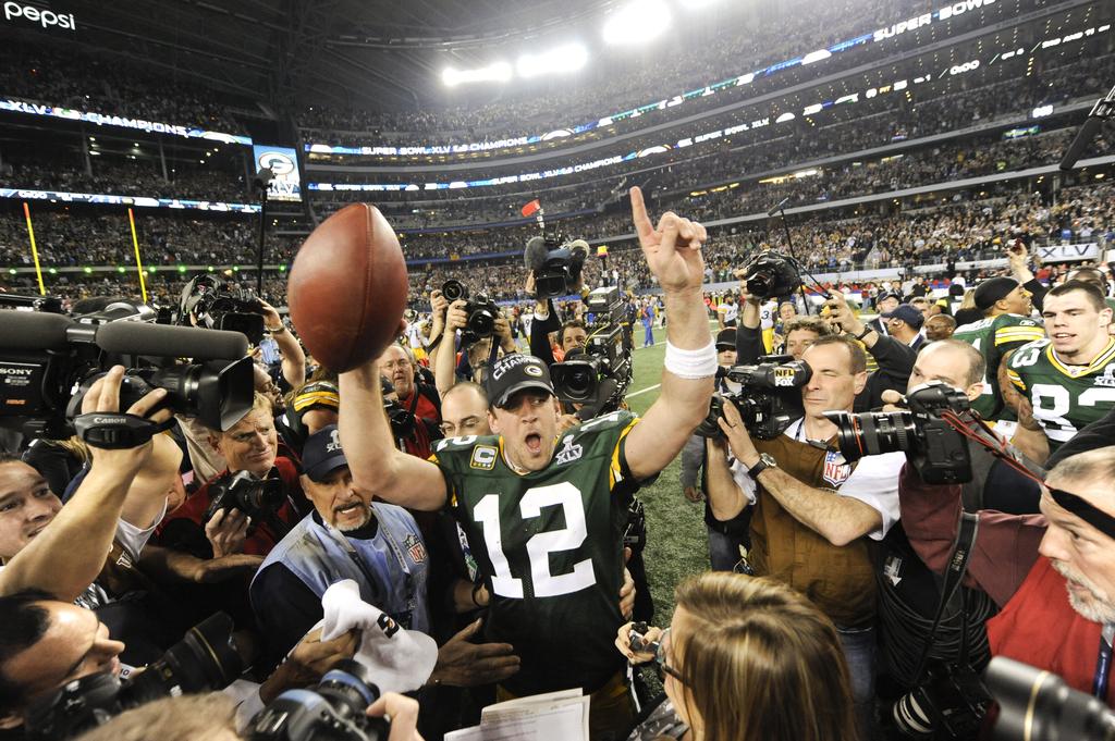 Aaron Rodgers Scores Again For Cal Donates More Than 1m To Football Program Sfchronicle Com