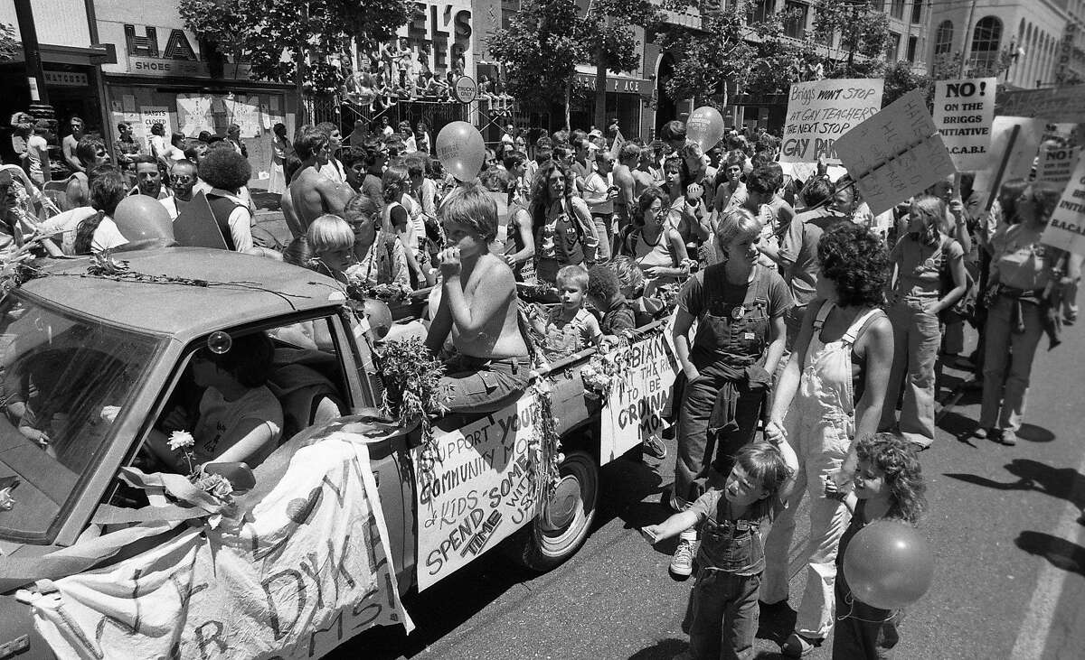 Rainbow gold mine: Early SF Pride Parade photos rediscovered in archive