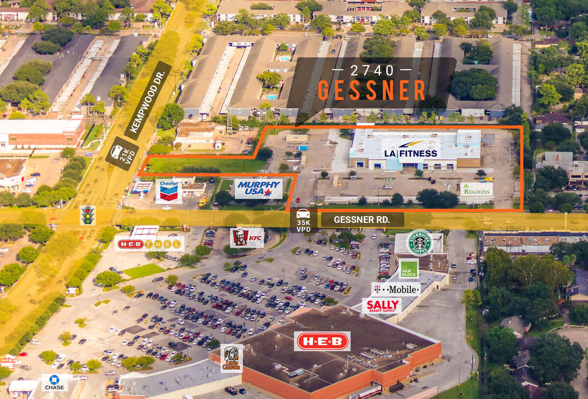 Regions Bank will open a 1,500-square-foot retail location at 2740 Gessner, a development of Williamsburg Enterprises. The center, which includes a recently opened LA Fitness, is now fully leased.
