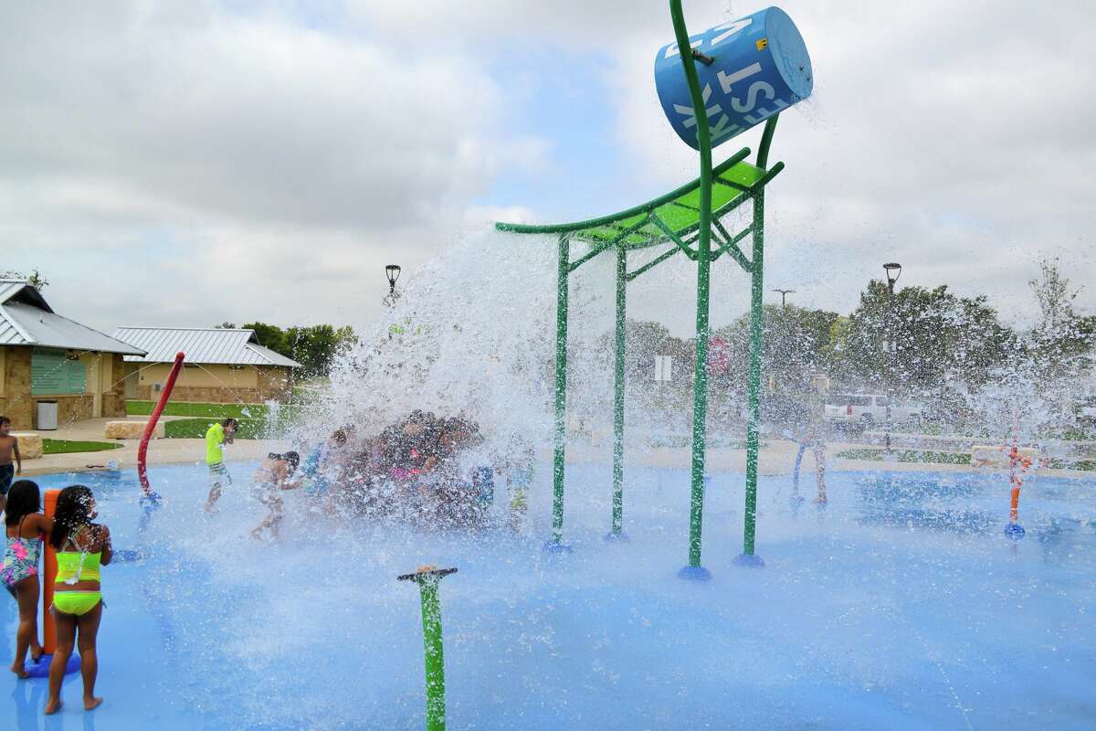 14 splash pads around the San Antonio area to keep cool this summer