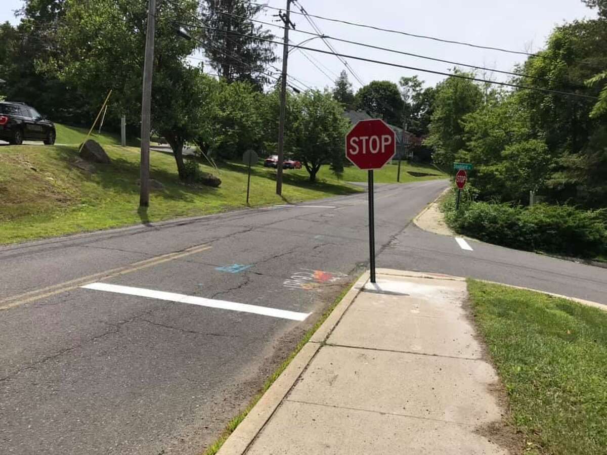 stop-signs-added-to-seymour-intersection