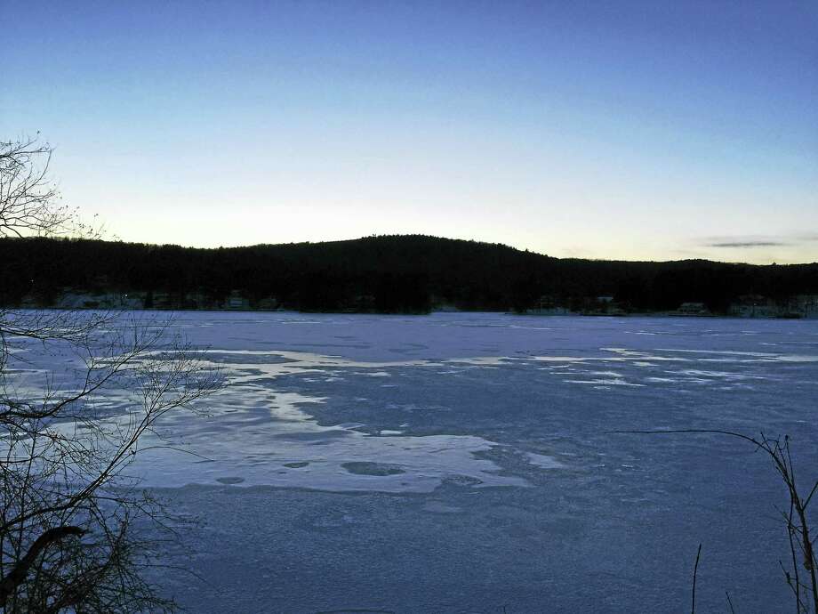 Driver lands car in Highland Lake in Winsted The Register Citizen