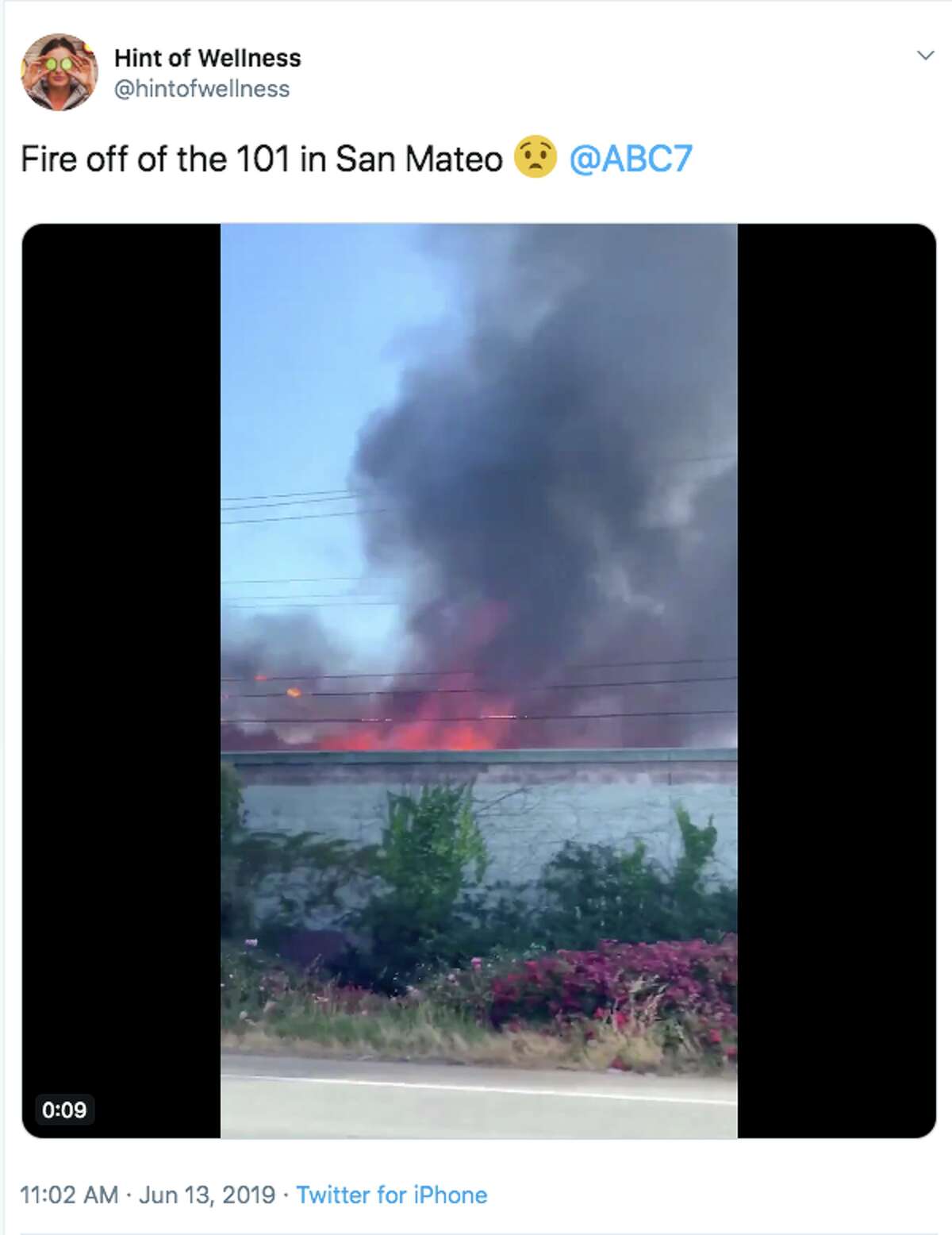 House fire in San Mateo expels massive cloud of smoke, stalls traffic