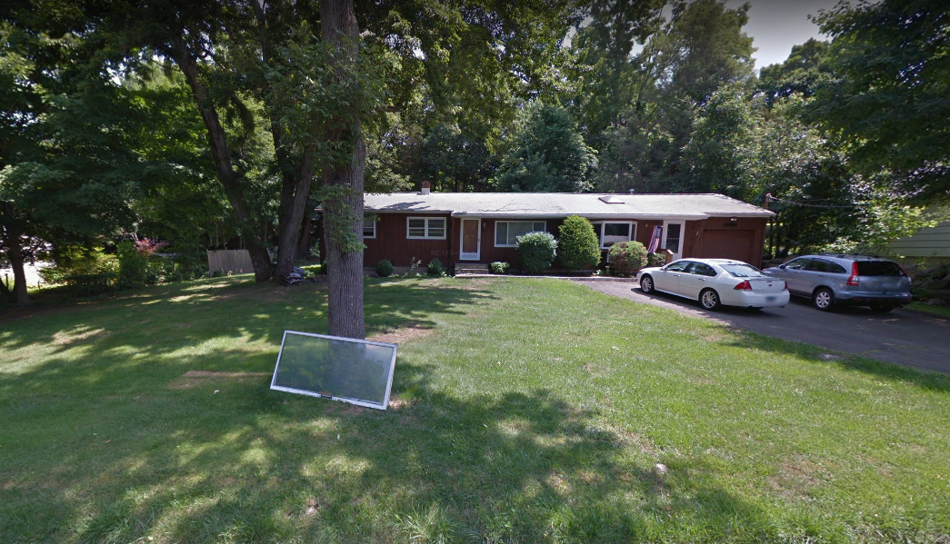 Two Danbury houses sell for 265,000