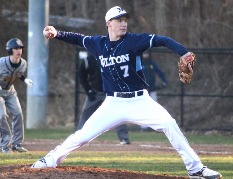 Baseball Wilton wins third in a row behind fourhitter by Phillips