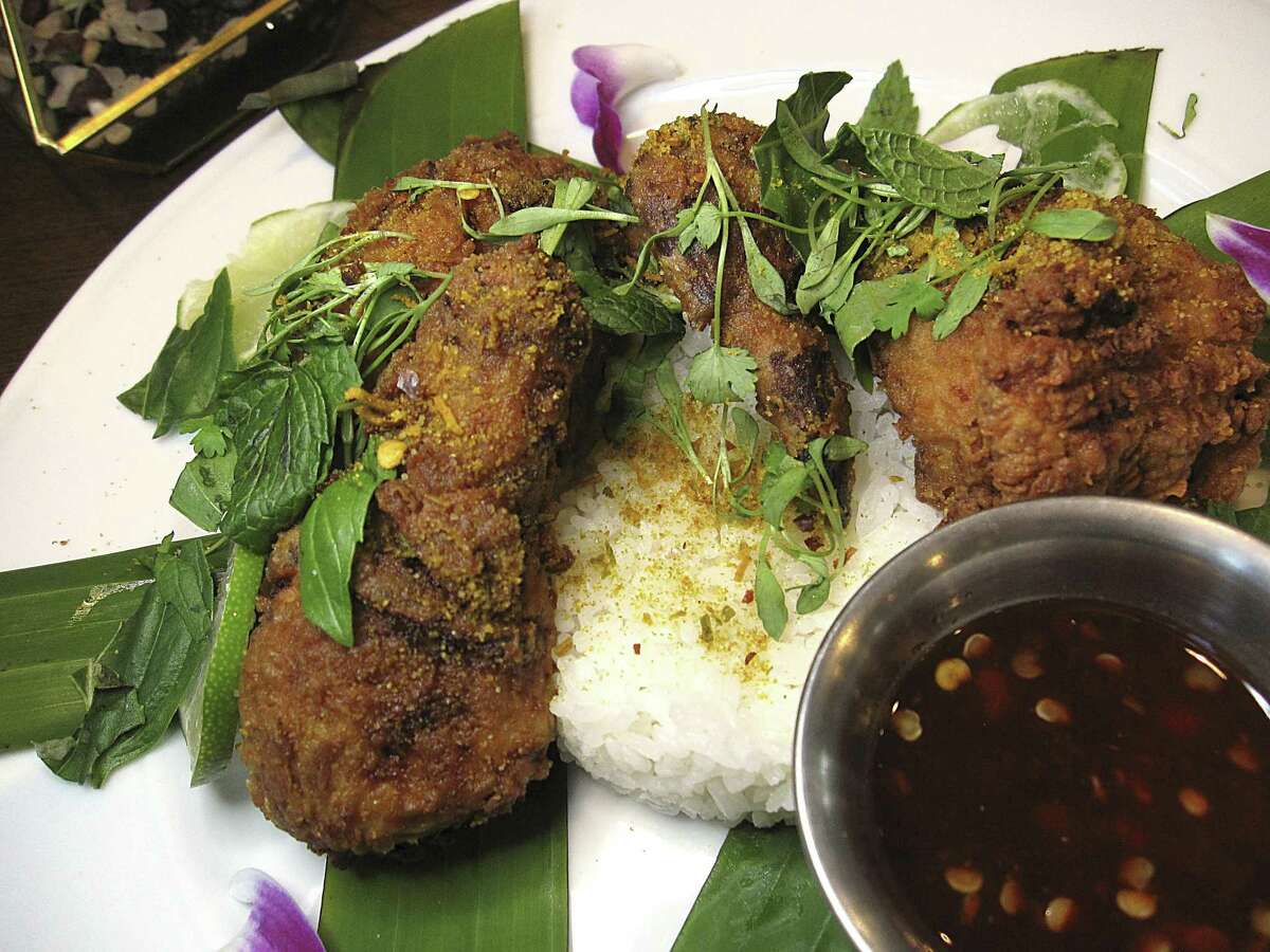 Review Mako’s on the Creek makes strong seafood restaurant debut in Cibolo