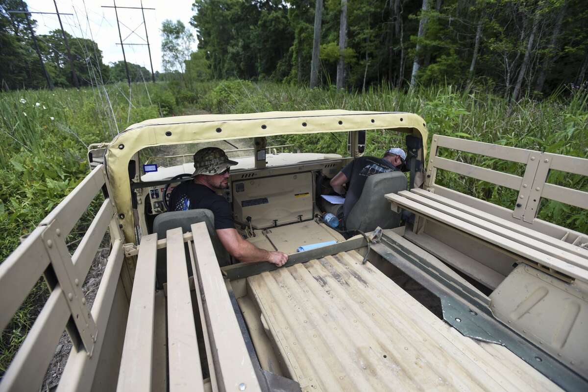 Photos Pinehurst PD hosts Humvee driving class