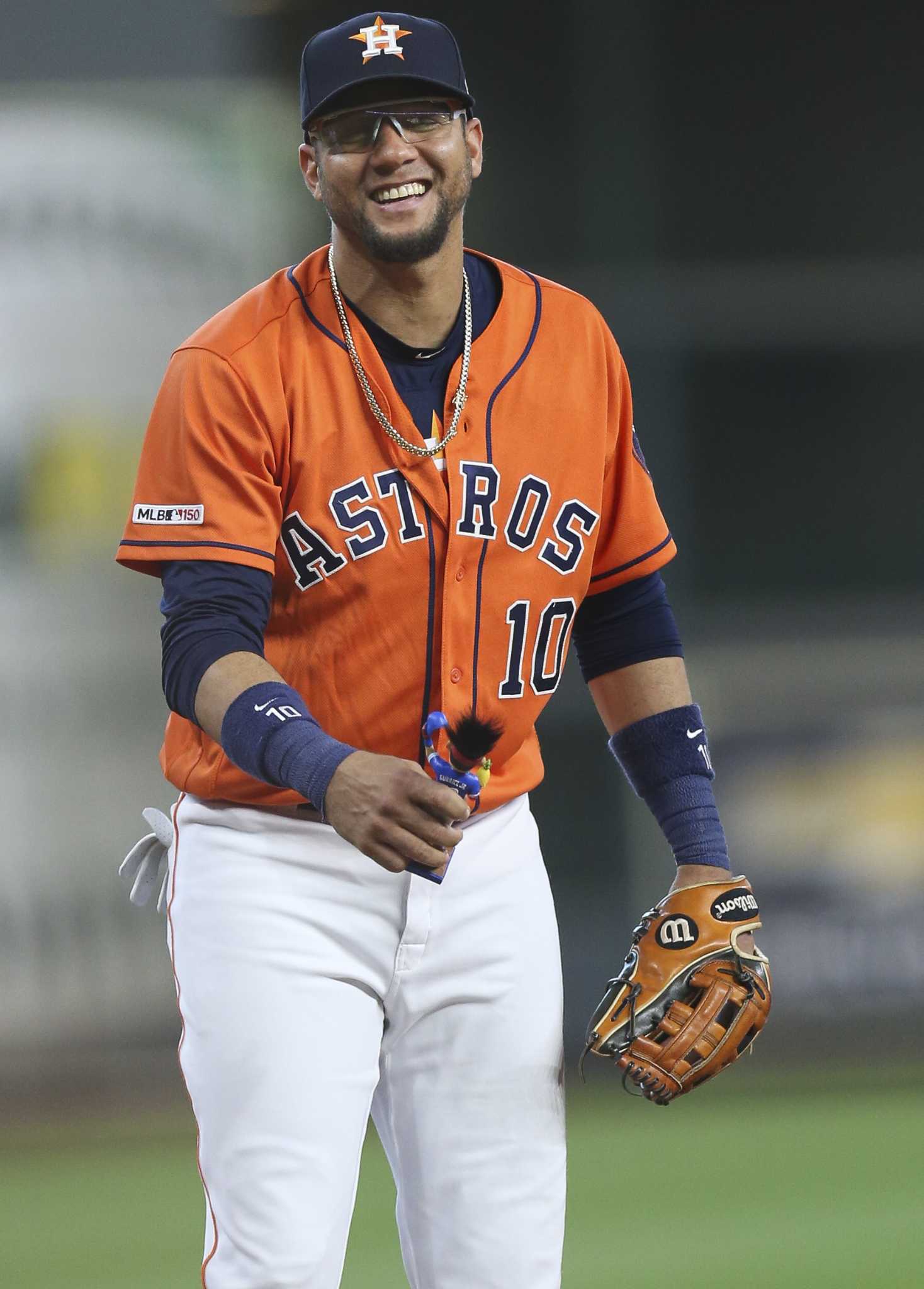 Astros' Jake Marisnick leaves game with 'knee discomfort