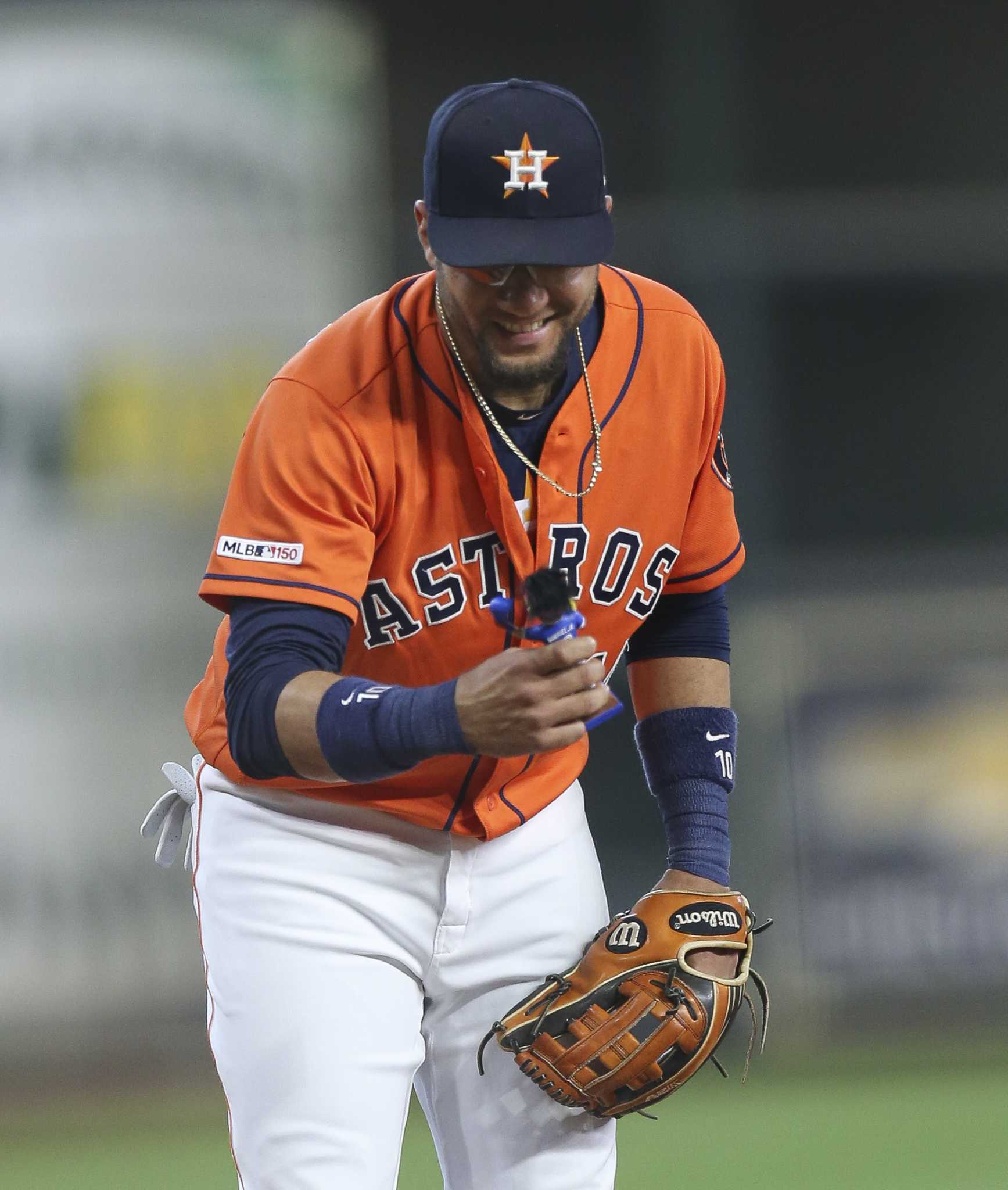 Yordan Alvarez, Astros pulverize Blue Jays, 15-2