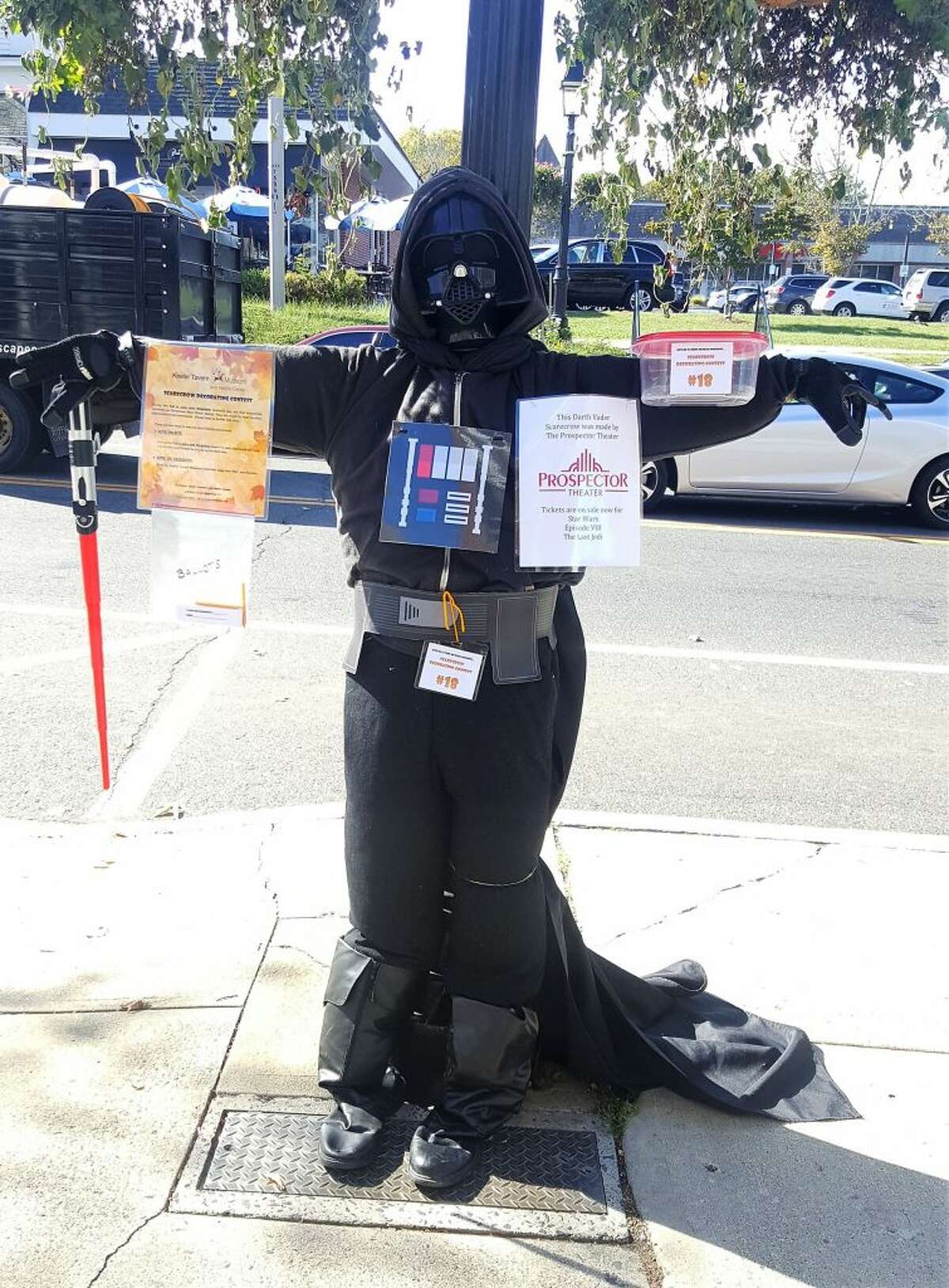 The 2017 Scarecrow Contest ballot vote winner Darth Vader scarecrow by The Prospector Theater.