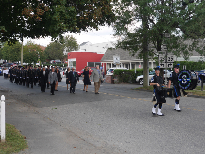 Traffic alert: Police chief funeral, procession to close village roads ...