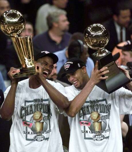 Let's talk about the San Antonio Spurs 1999 NBA Championship - Pounding The  Rock
