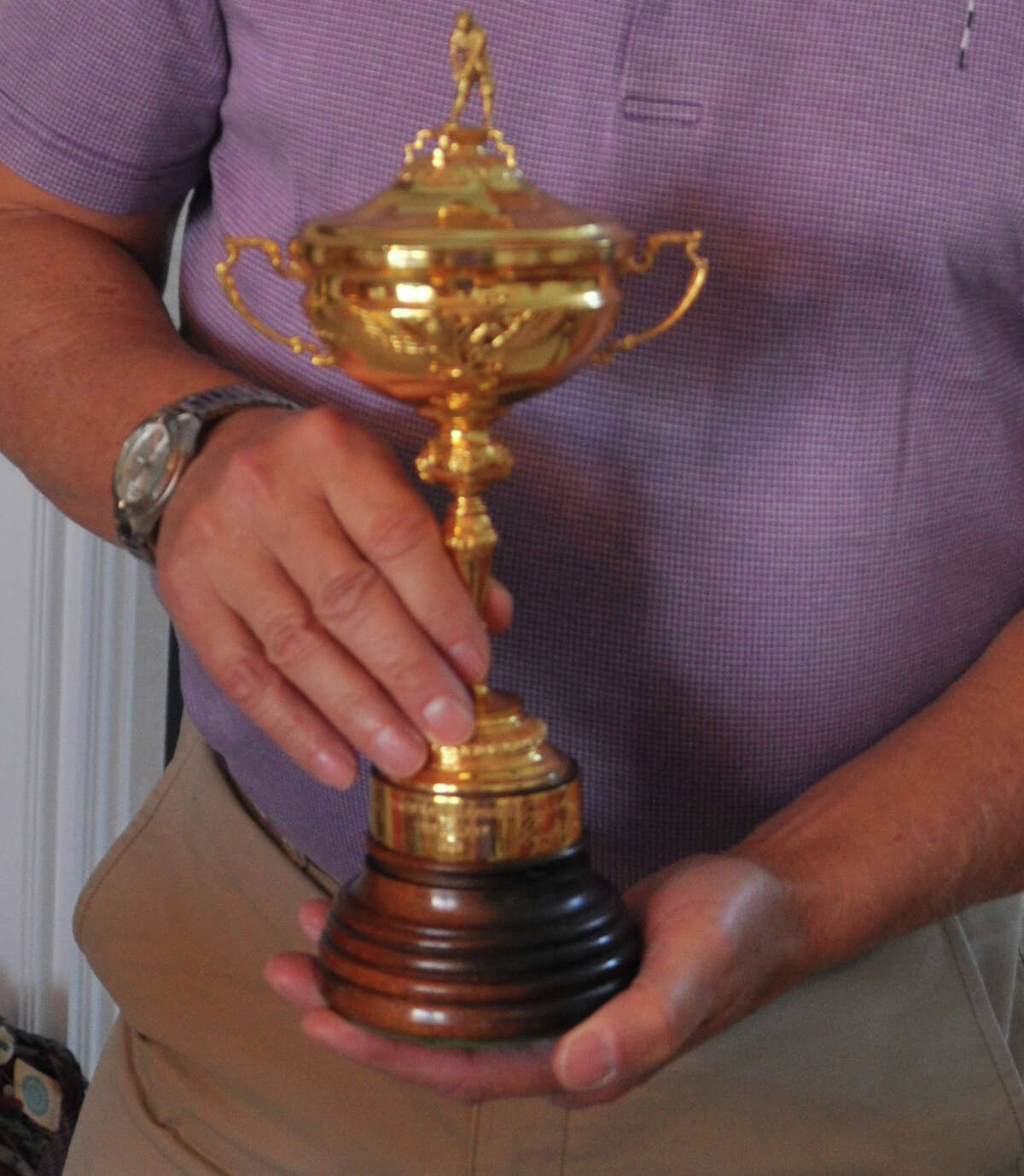 Career takes golfer from Albany to Pinehurst memorabilia shop