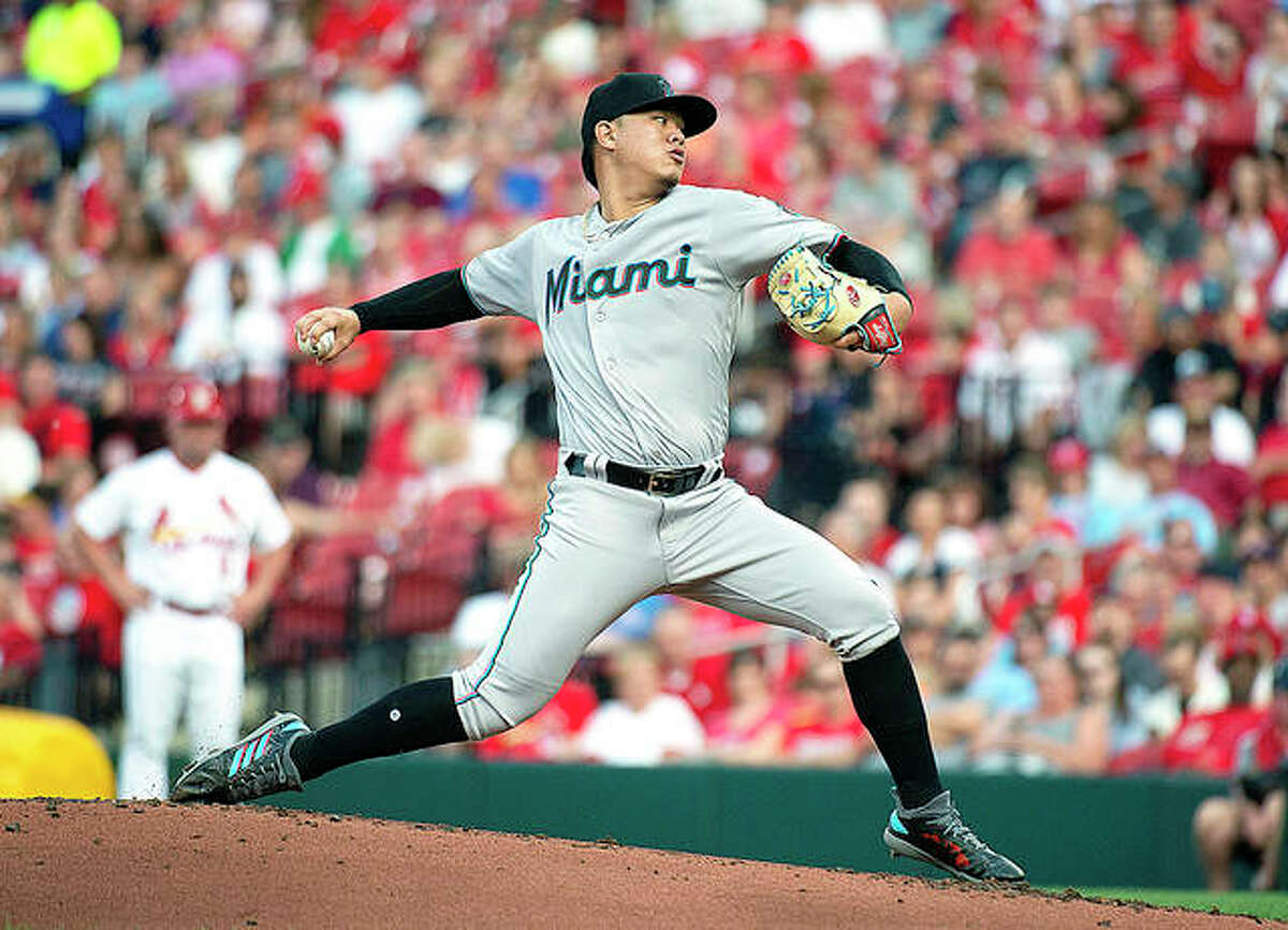 Marlins pitcher Jordan Yamamoto delivers a pitch in the first inning of Tuesday night’s game against the Cardinals at Busch Stadium.