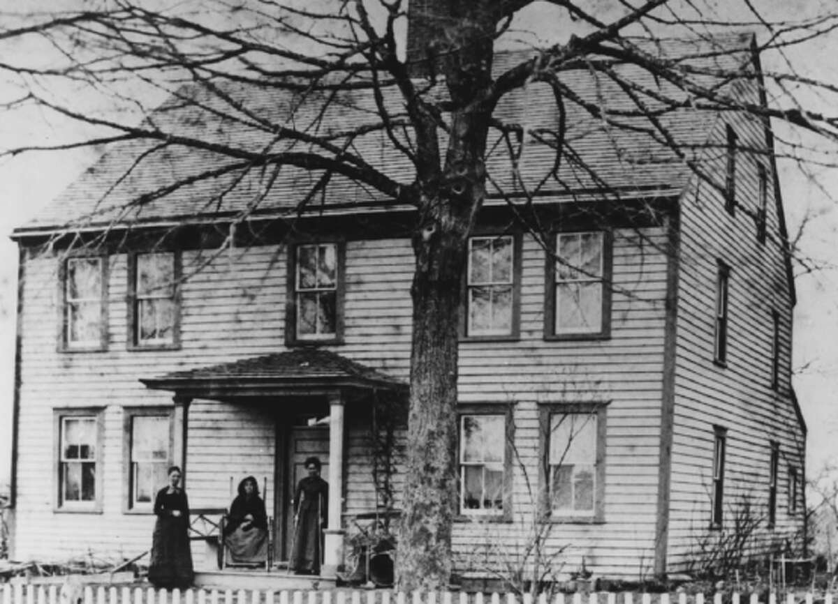 Official ceremony Darien's historic Stephen Mather homestead now town