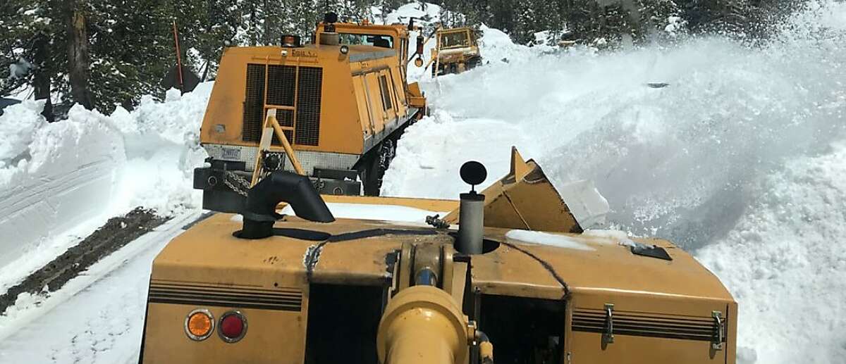 Yosemite to open Tioga Road Friday