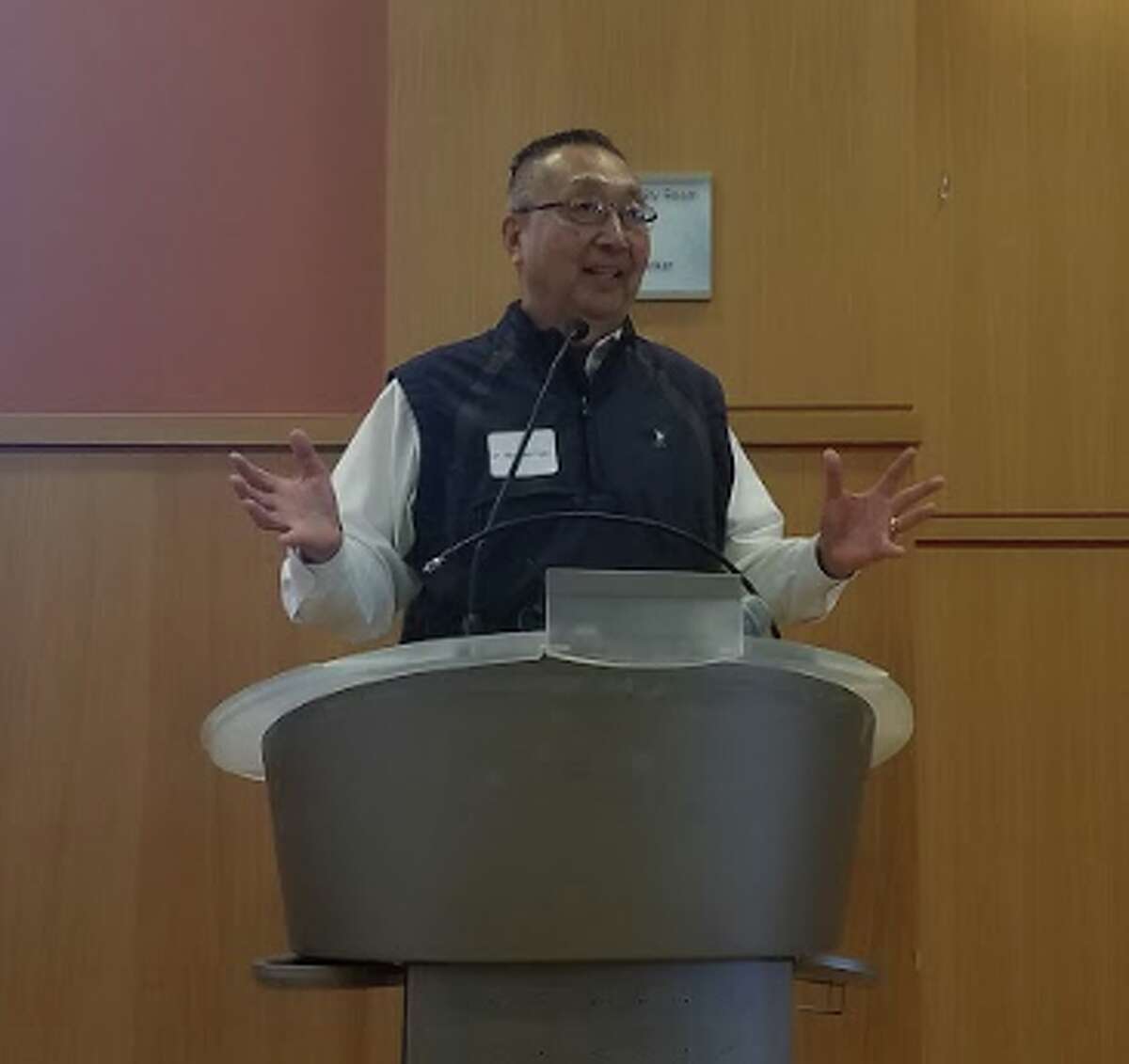 Dr. Michael Ego, University of Connecticut Professor of Human Development & Family Studies, came to the Darien Library on Dec. 6 to speak about misconceptions in aging. — Sandra Diamond Fox photo