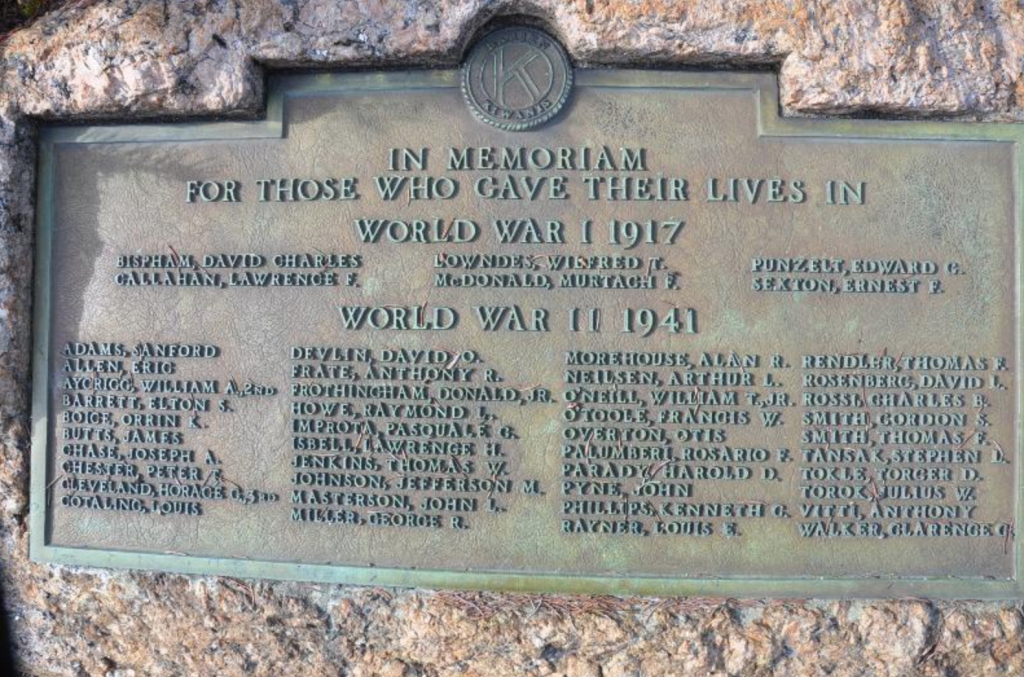 Monument Of The Month: Darien's Veterans Honor Roll