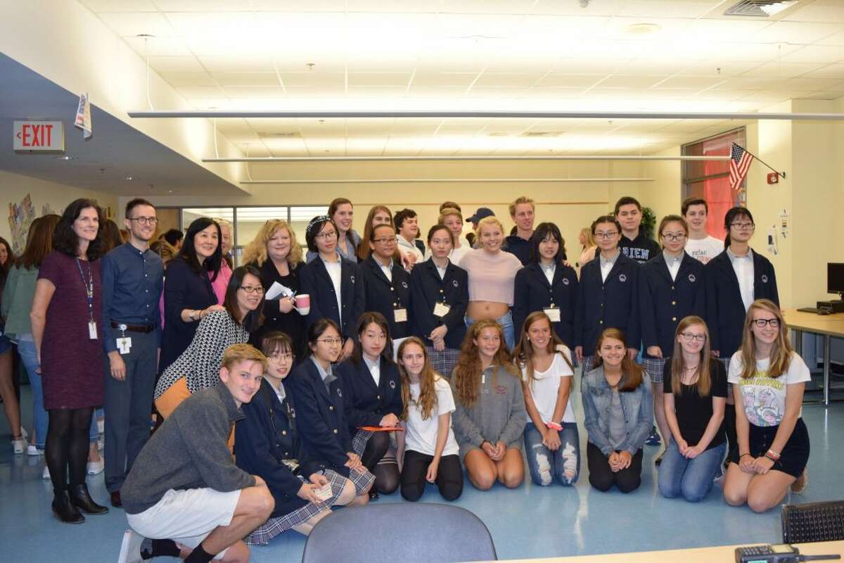 Darien and Chinese students during their November 2017 Darien High School visit.