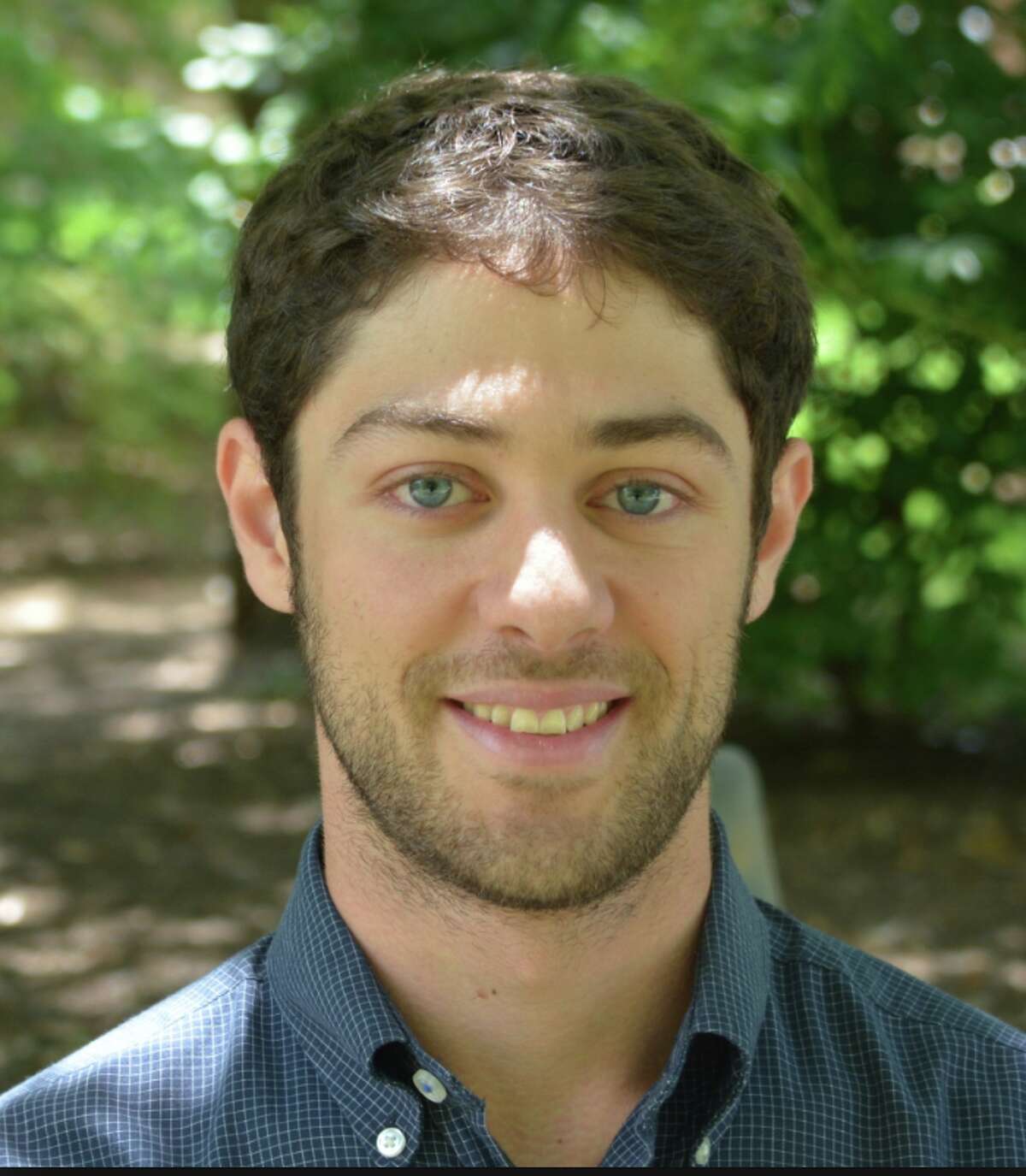 Darien High grad Zachary Saffa will facilitate Darien Library's new studio showcase series.