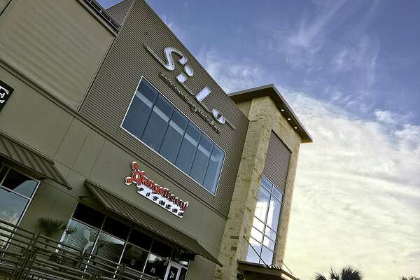 silo terrace oyster bar happy hour