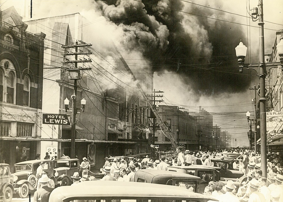 Historical photos of downtown Beaumont