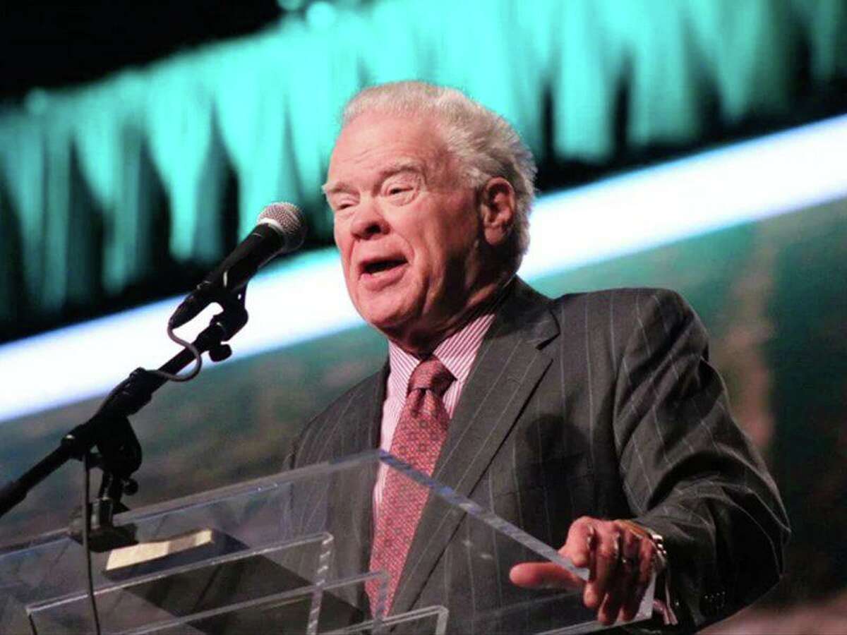 Paige Patterson speaks at the Southern Baptist Convention in Phoenix on June 14, 2017.