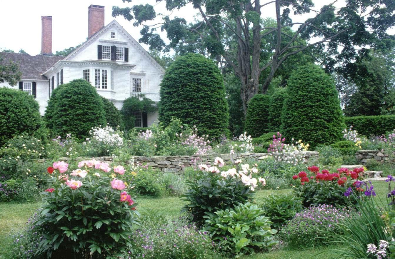 Litchfield County gardens part of Sunday’s Connecticut Historic Gardens Day