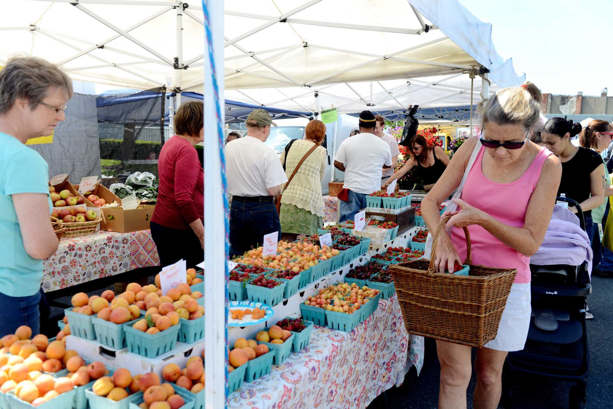 With eye towards spring, Schenectady Greenmarket looks to diversify vendor space - Vimarsana News