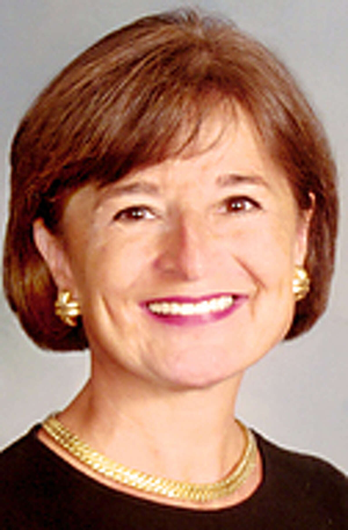 Raveis announces excellence awards