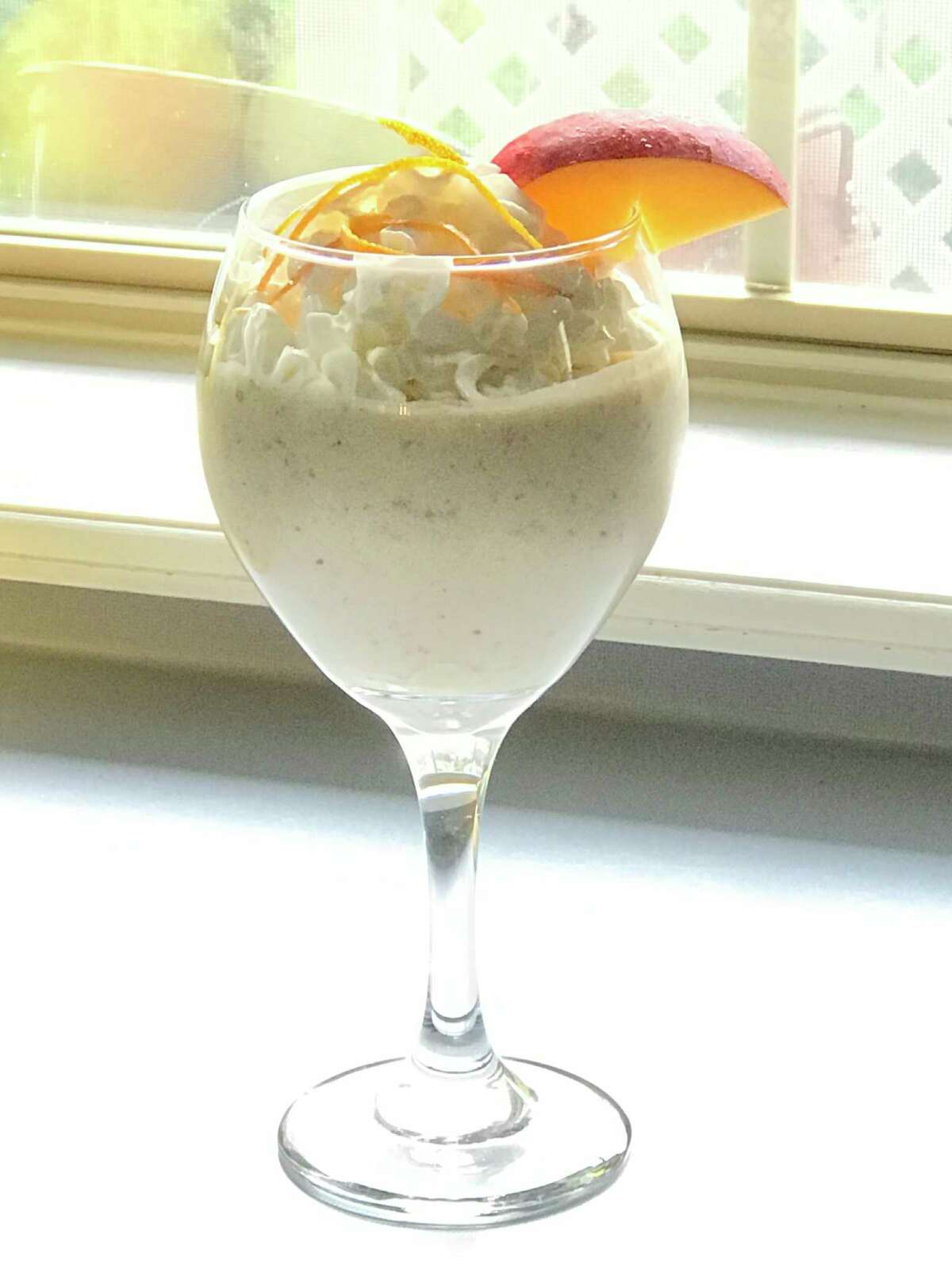 Peach Dreamsicle ice cream cocktail: nostalgia with a kick