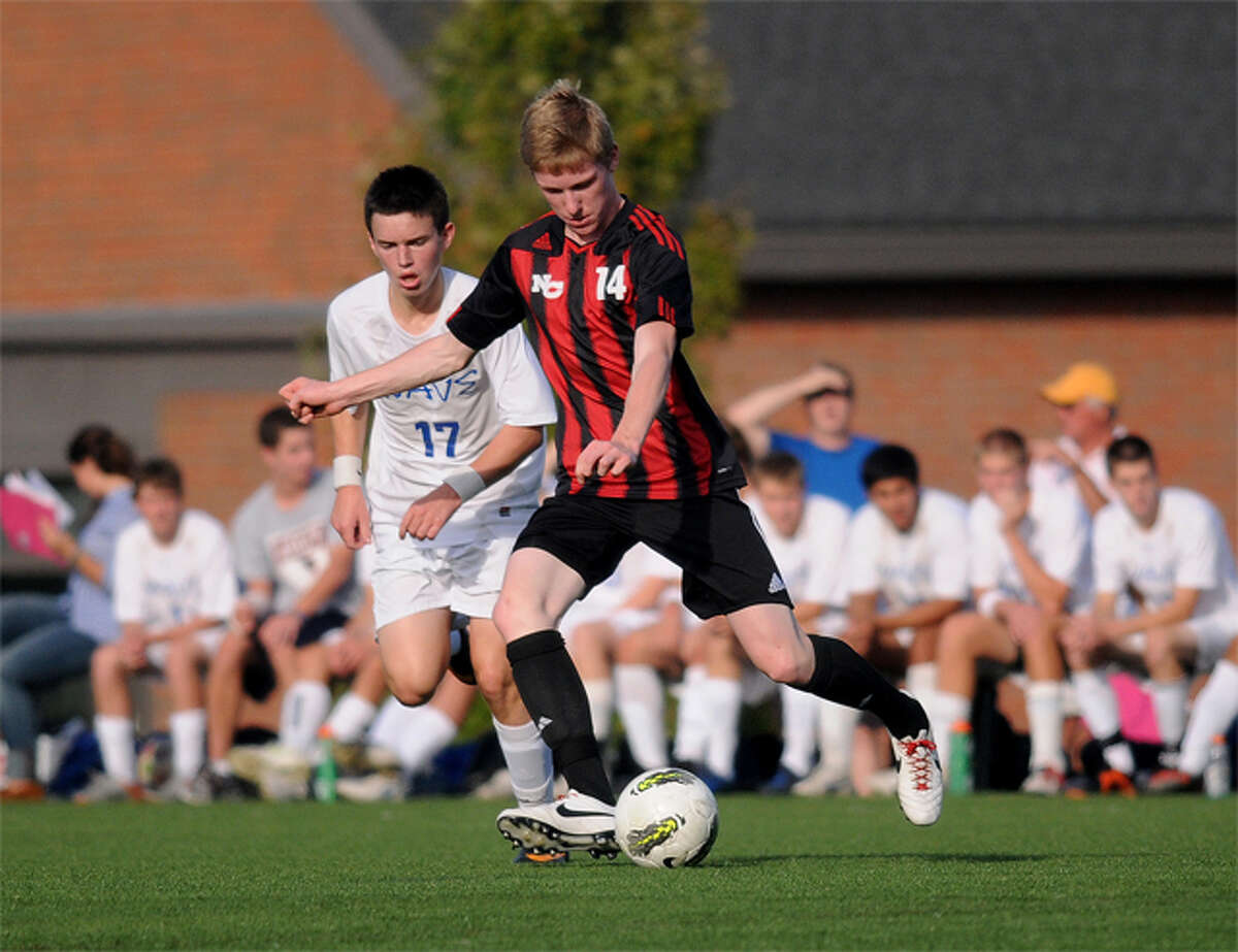 New Canaan boys soccer team ready for prime time