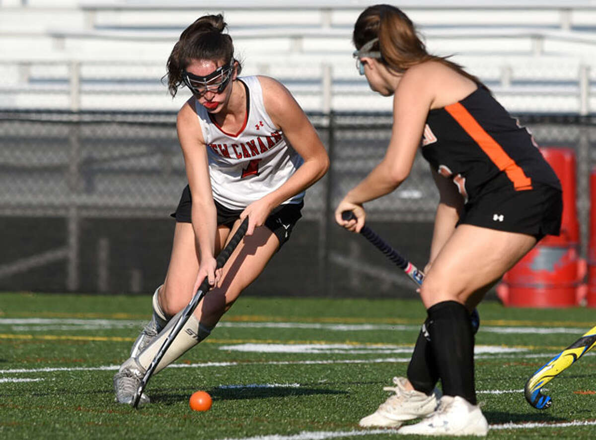 Darien tips New Canaan field hockey, 21