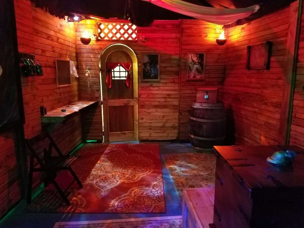 Dark Immersive Puzzling Challenges These Are The Best Escape Rooms In Seattle