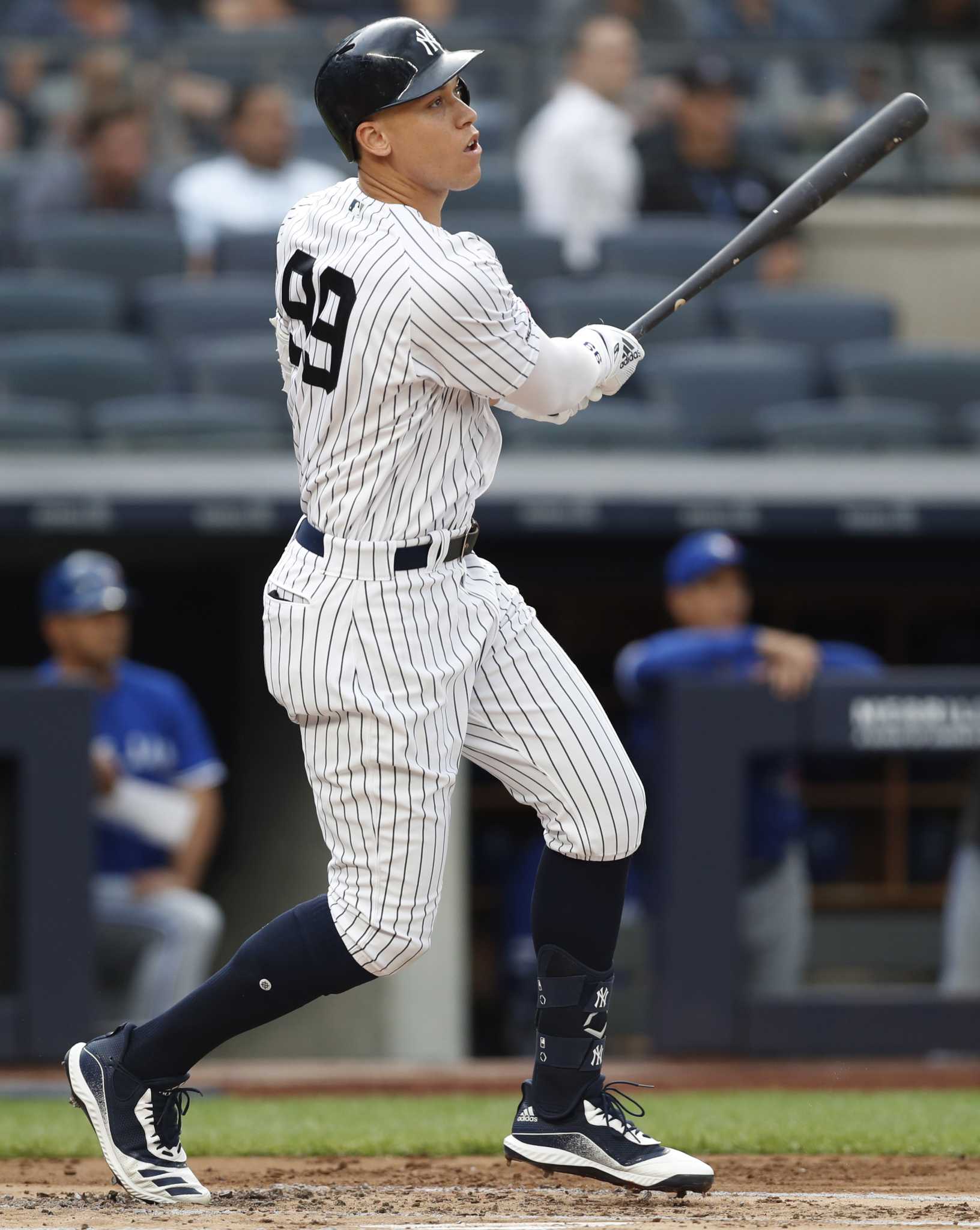 Yankees end eventful day with DJ LeMahieu's 11th-inning shot