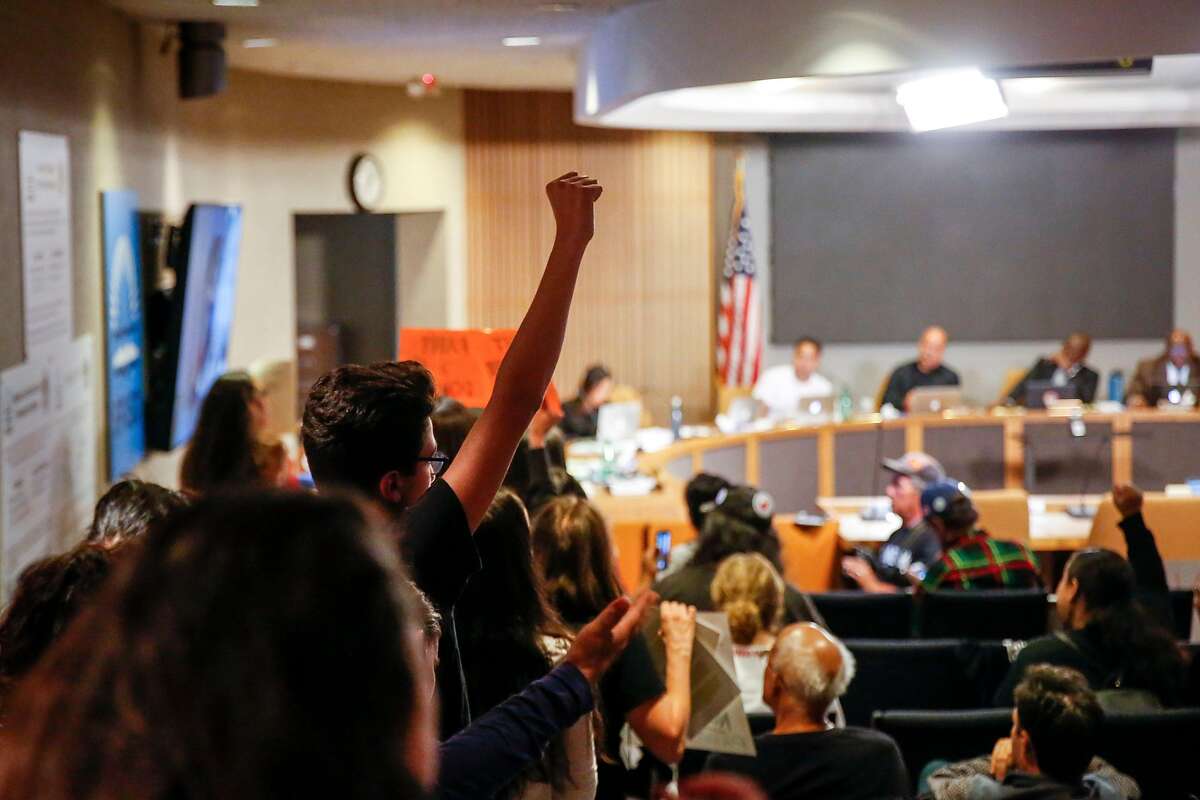 San Francisco school board votes to destroy controversial Washington