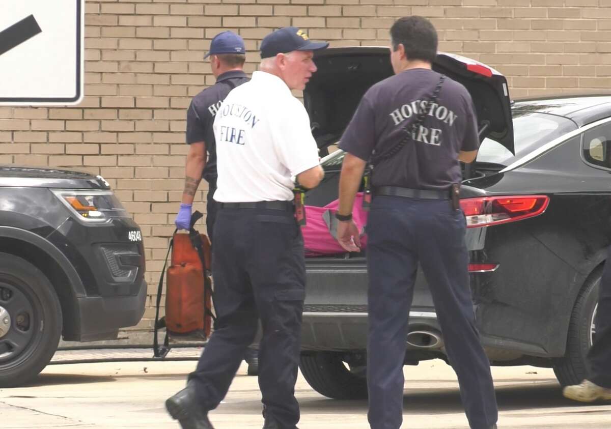 Shots Fired During Home Invasion In Southwest Houston Several Suspects In Custody 6272